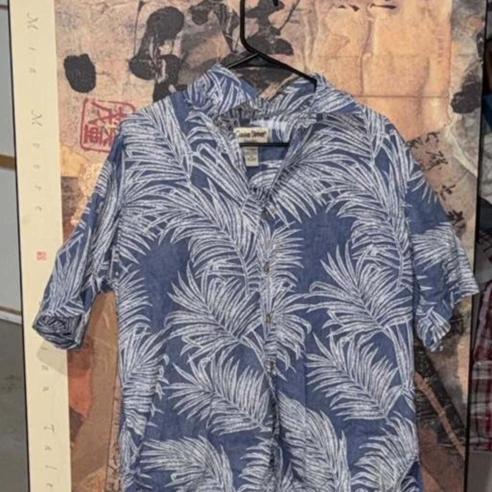 Cooke Street Honolulu Blue Palm Leaf Short Sleeve Button Down Shirt